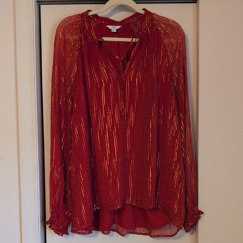 Crown & Ivy Size XL Red Blouse with Gold Foil Accents